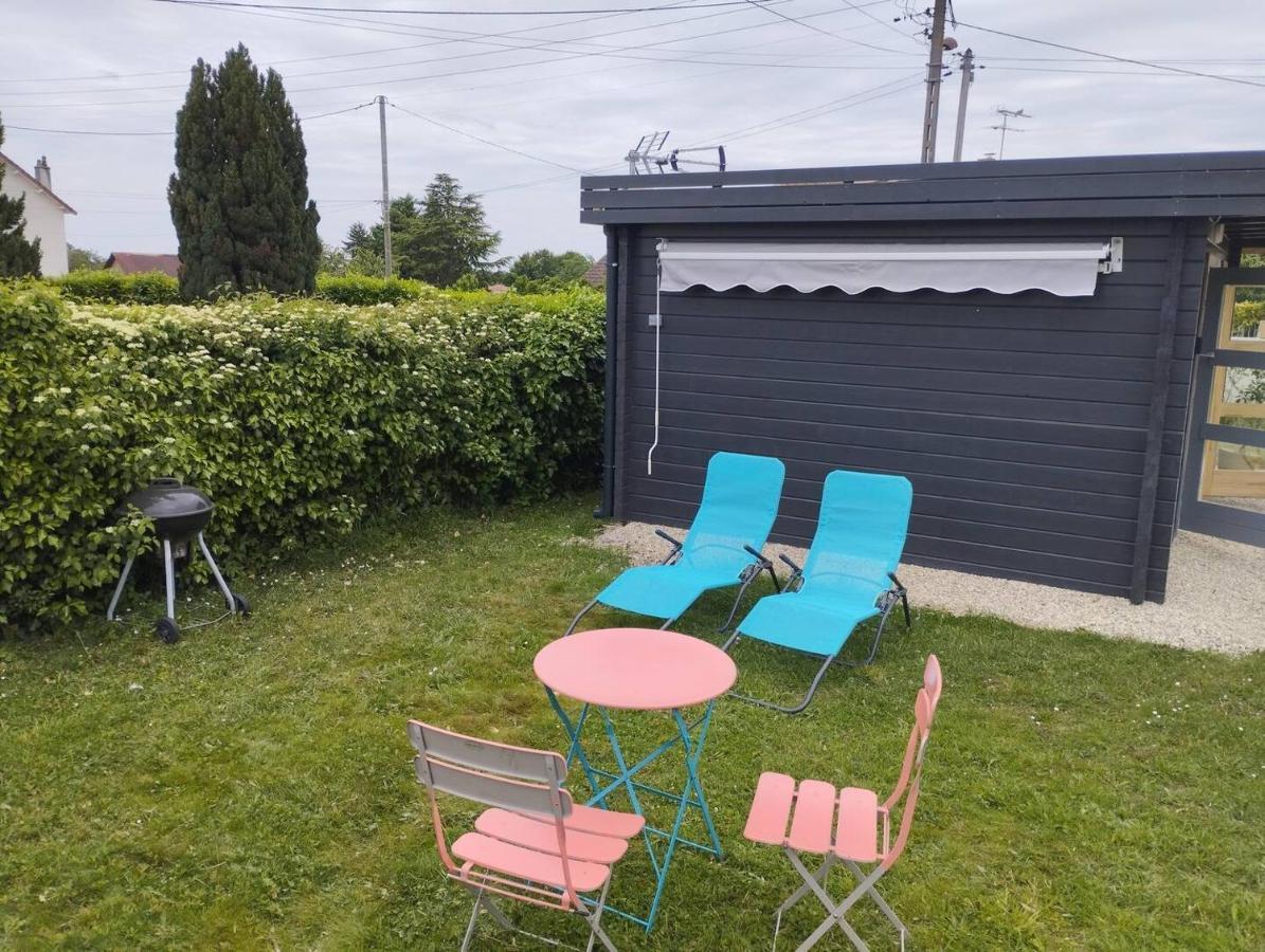 Tiny House Toute Equipee Avec Jardin Saint-Florent-sur-Cher Exterior photo