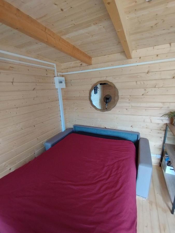 Tiny House Toute Equipee Avec Jardin Saint-Florent-sur-Cher Exterior photo